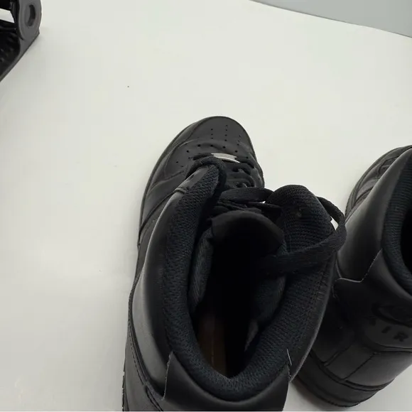 Nike Air Force 1 ‘07 Mens 11 Triple Black High Top Shoes Sneakers AF1 CW2290-001