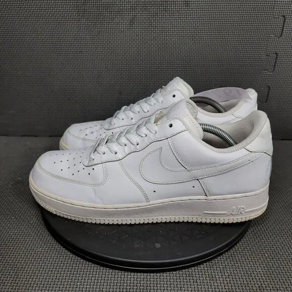 Nike Air Force 1 '07 Shoes Mens Sz 11 White Low Top Sneakers Trainers