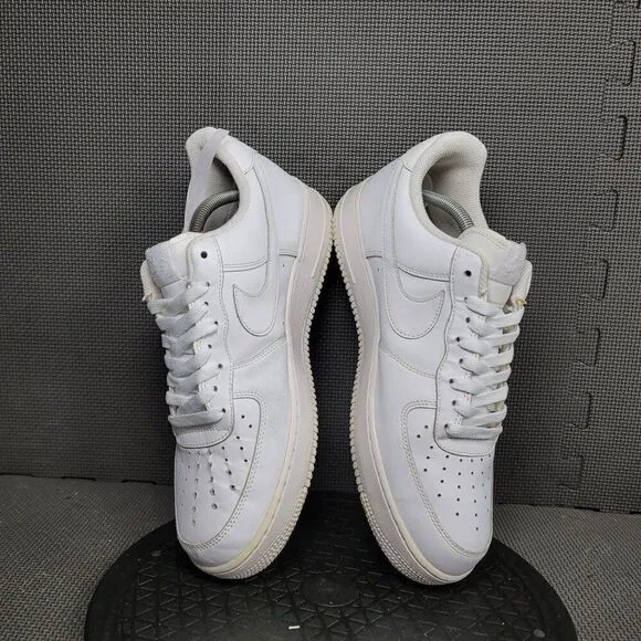 Nike Air Force 1 '07 Shoes Mens Sz 11 White Low Top Sneakers Trainers