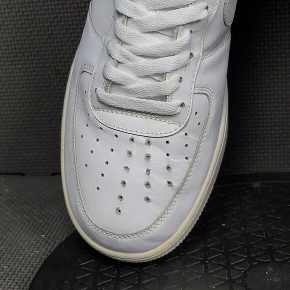 Nike Air Force 1 '07 Shoes Mens Sz 11 White Low Top Sneakers Trainers