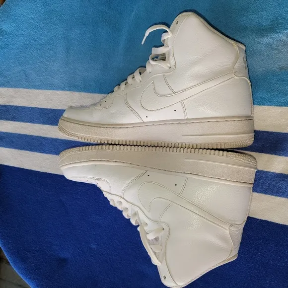 Nike Air Force 1 high top sneakers shoes Men's Size 10