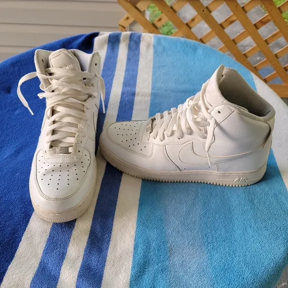 Nike Air Force 1 high top sneakers shoes Men's Size 10