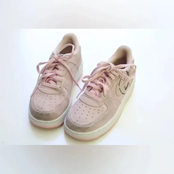 Nike Air force low top have a nice day shoes