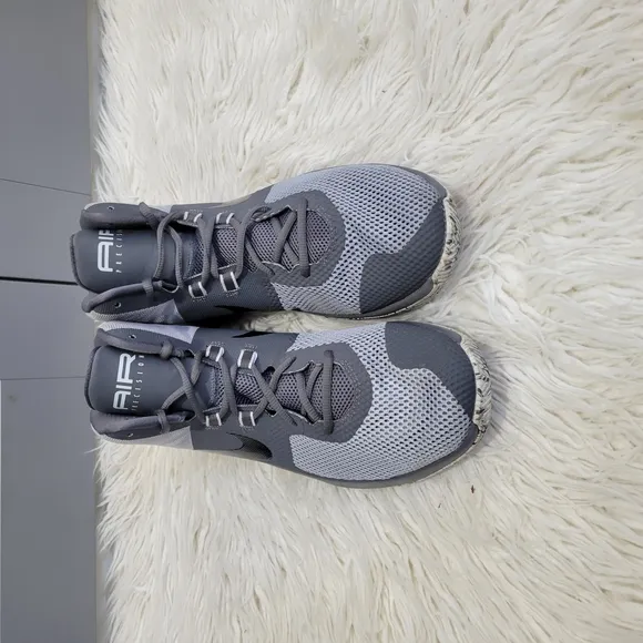 Nike Air High-Top Sneakers - Gray