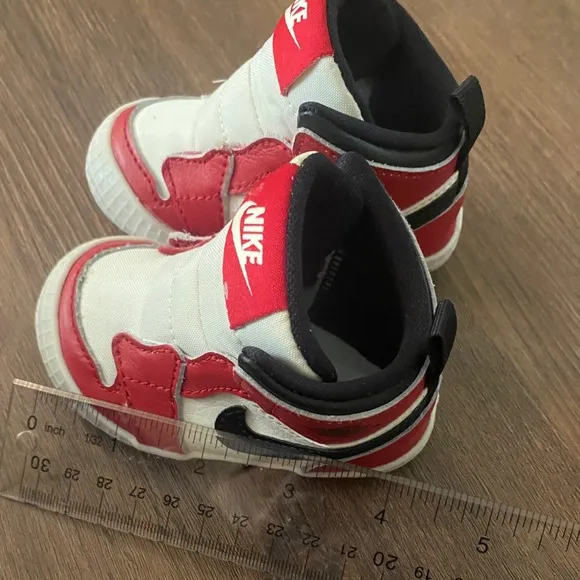 Nike Air Jordan 1 Crib Bootie High Top Sneakers Red Black White Size 3C