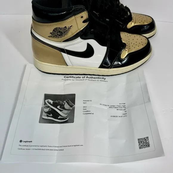 Nike Air Jordan 1 Retro High OG NRG Gold Toe‎ With COA 861428-007 Mens Sz 10