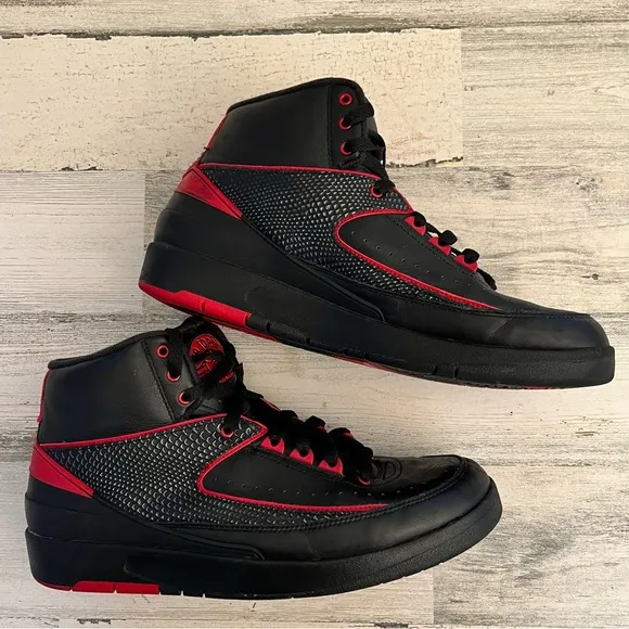 Nike Air Jordan 2 Retro Alternate 87 High Top Lace Up Basketball Shoes Size 9.5