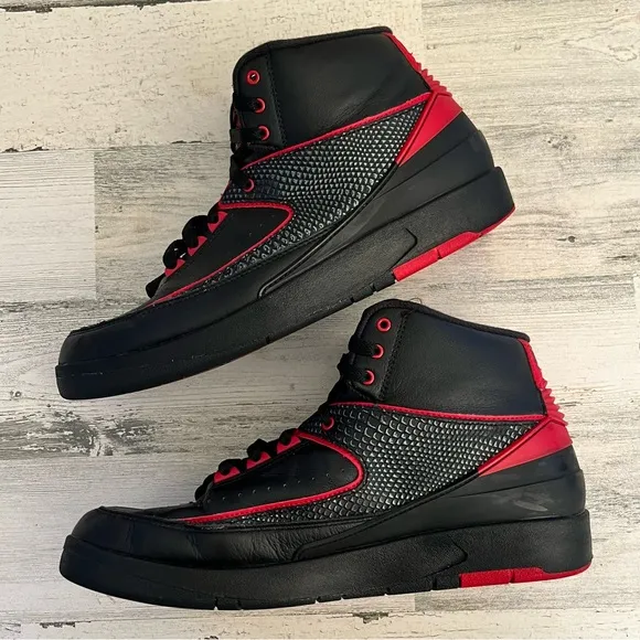 Nike Air Jordan 2 Retro Alternate 87 High Top Lace Up Basketball Shoes Size 9.5