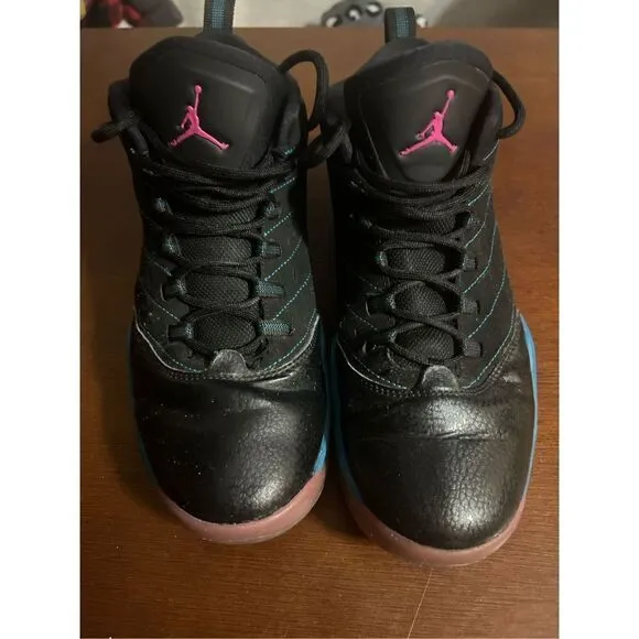 Nike Air Jordan Velocity high top basketball shoes size 6Y