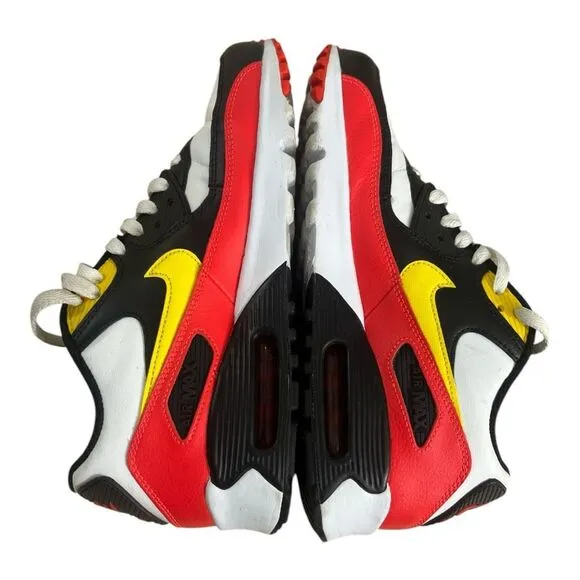Nike Air Max 90 Leather Youth Shoes Size 6.5Y White/Chrome Black Yellow Low