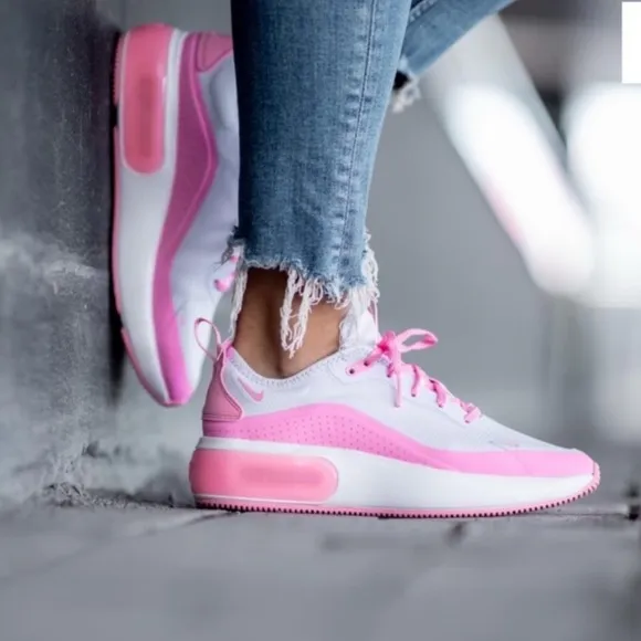 Nike Air Max Dia Women's Shoes Amethyst Tint/Psychic Pink AQ4312 501 Size 9.5