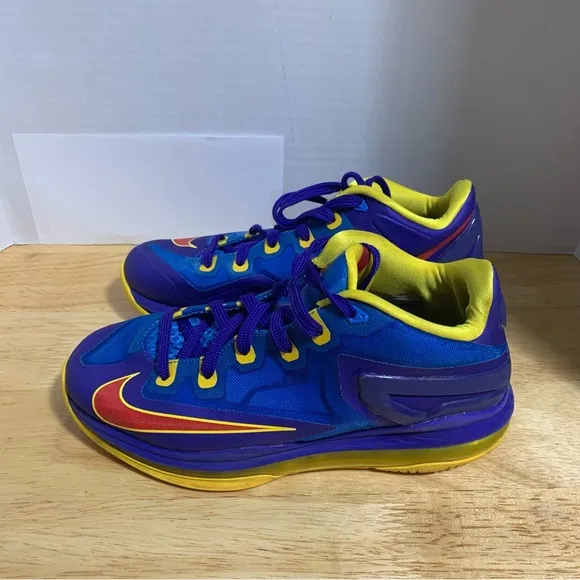 NIKE AIR MAX LEBRON XI LOW GS SUPERMAN 2014 BLUE/RED 644534-401  SZ 6Y/W7.5‎
