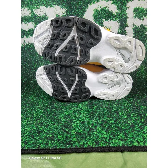Nike Air Max Speed Turf GS 'University Gold' Sz 6Y BQ9632-700