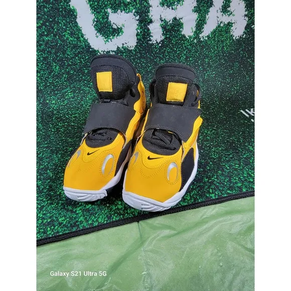 Nike Air Max Speed Turf GS 'University Gold' Sz 6Y BQ9632-700