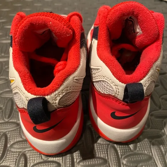 Nike Air Max Speed Turf Red Basketball Shoes size 13.5c kids toddlers