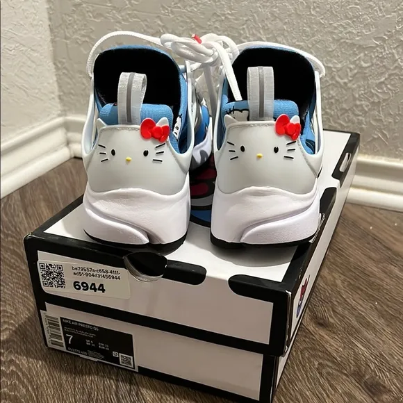 Nike Air Presto Hello Kitty Shoes- NEW