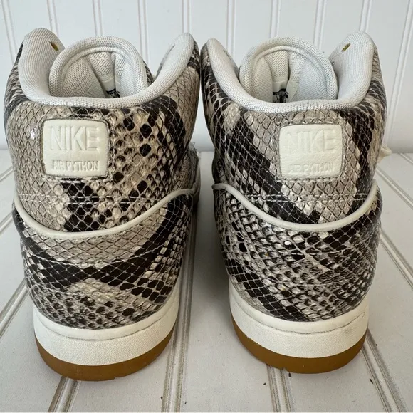 Nike Air Python‎ Sneakers Men’s Size 8.5 Snake Print High Top 705066-201