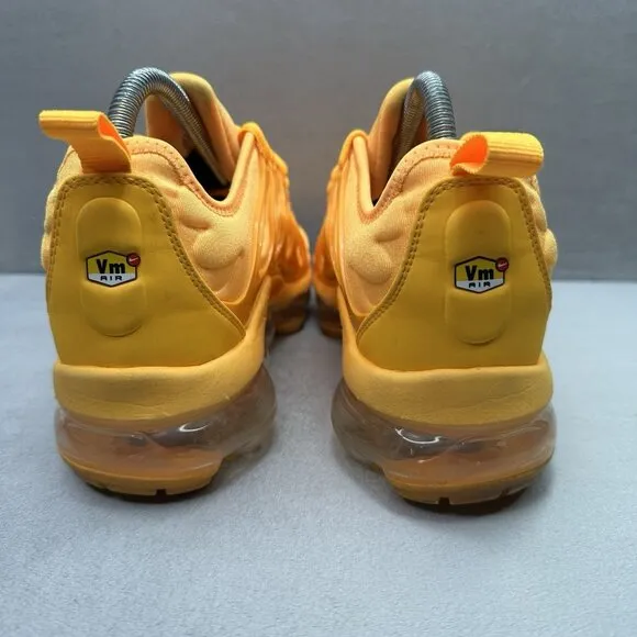 Nike Air VaporMax Plus Womens Size 8.5 Shoes Orange Athletic Low Top Sneakers