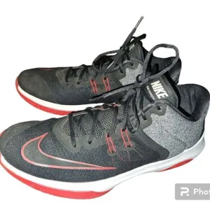 Nike Air Versitile II BRED Trainers Hi Top Basketball Shoes UK 11 US 12 EUR46