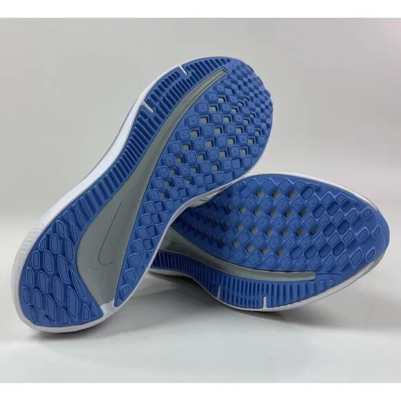 Nike Air Winflo 10 Womens Size 12 Gray White Running Shoes Sneakers DV4023-007
