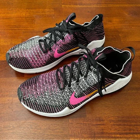 Nike Air Zoom Fearless Knit Low-top Pink Running Shoes  Sneakers