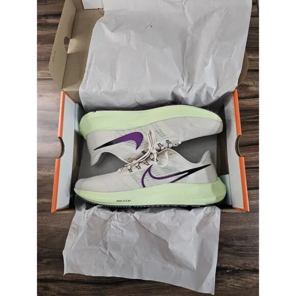 NIKE Air Zoom Pegasus 39 Running Shoes Mens 10.5 Light Orewood Plumb Purple