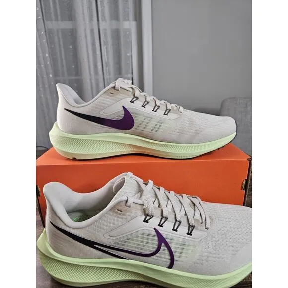 NIKE Air Zoom Pegasus 39 Running Shoes Mens 10.5 Light Orewood Plumb Purple