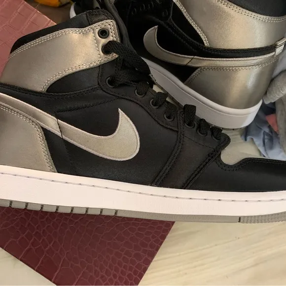 Nike Black and Silver Sneakers High-Top Design