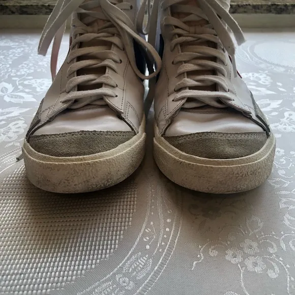 Nike Blazer Mid 77 Vintage White High-Top Sneakers Lace-Up Shoes Men’s Size 10