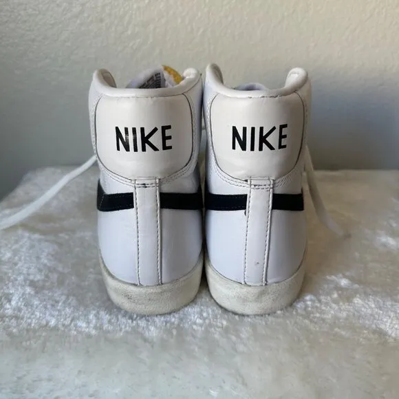 Nike Blazer Mid High Top Shoes White Pre Owned Sz 10