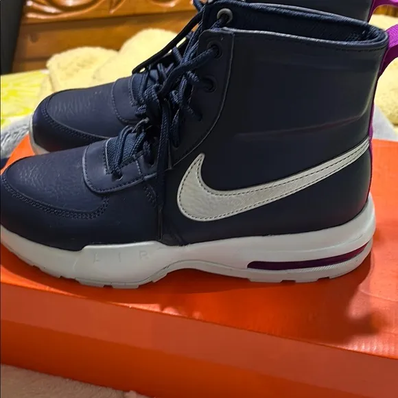 Nike Blue High-Top Sneakers with Modern Design
