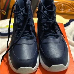 Nike Blue High-Top Sneakers with Modern Design