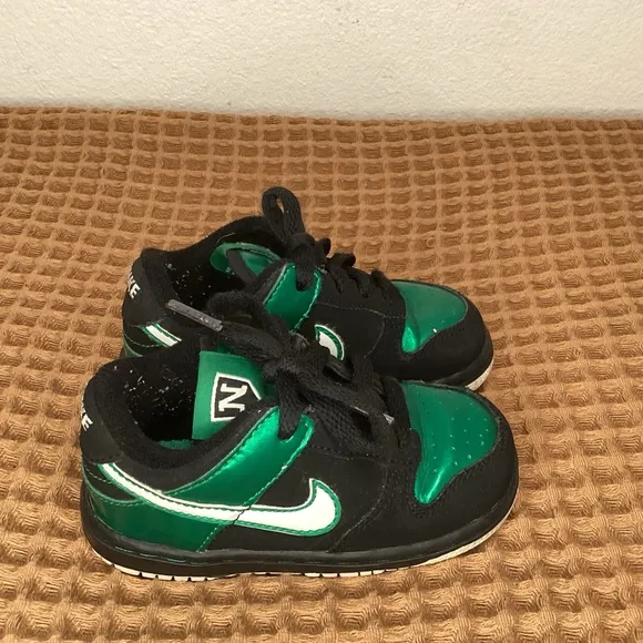 Nike Dunk Low‎ Black GREEN LANTERN Sz 6C Shoes 316610-911 Toddler Baby