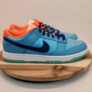 Nike Dunk Low SE &quot;Baltic Blue/Deep Royal Blue/Total Orange&quot; Men's Shoe Size 9.5