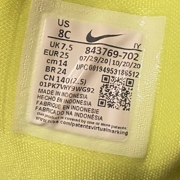 Nike Foamposite Pro Volt Green size 8c toddler shoes CLEAN