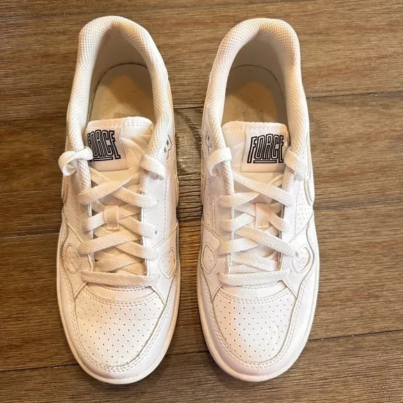 Nike Force Son of Force Triple White Basketball Athletic White Leather Shoes 7Y