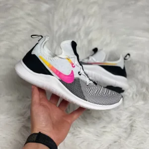 Nike Free TR8 Low Top Womens Running Shoes Black Pink 942888-008 NEW Size 7