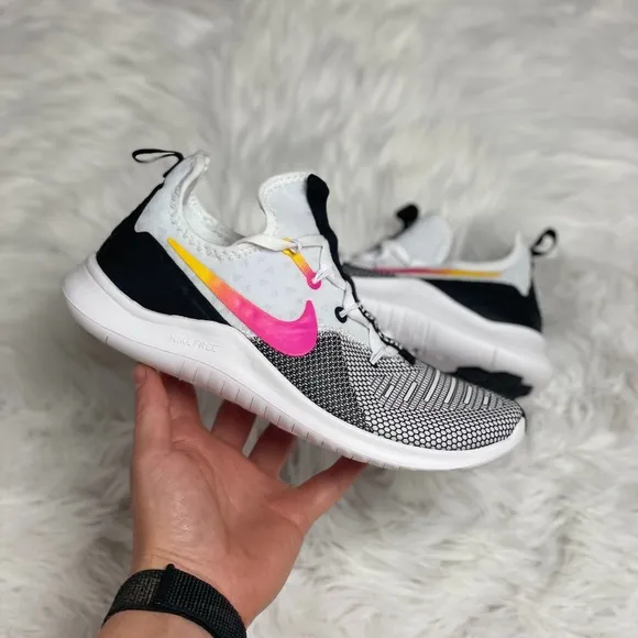 Nike Free TR8 Low Top Womens Running Shoes Black Pink 942888-008 NEW Size 7