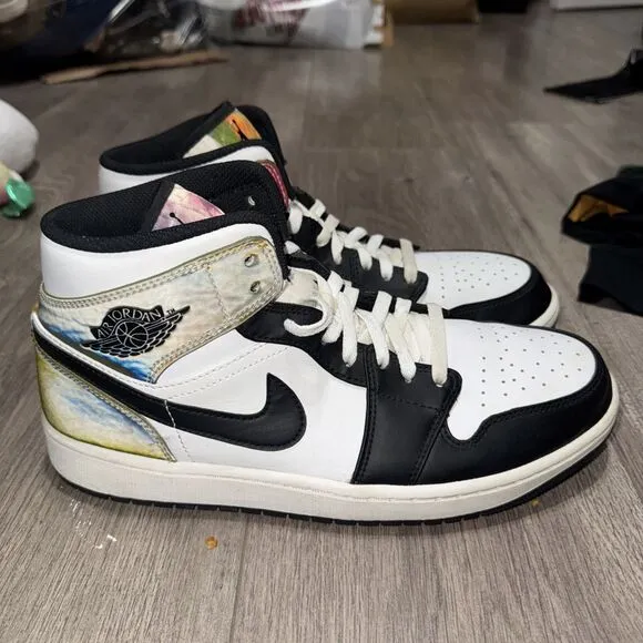 Nike Jordan 1 Mid “Heat Reactive” Mens Sz 10.5 White/Black DM7802-100