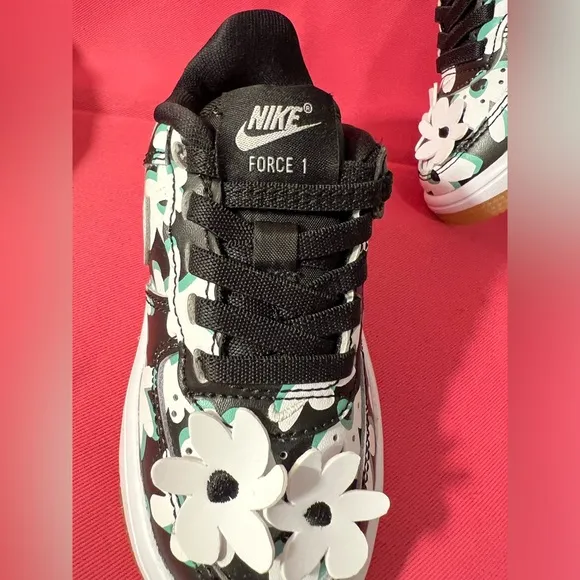 Nike Kids Floral Black and White Shoes