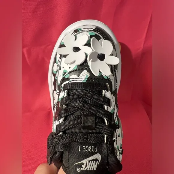 Nike Kids Floral Black and White Shoes