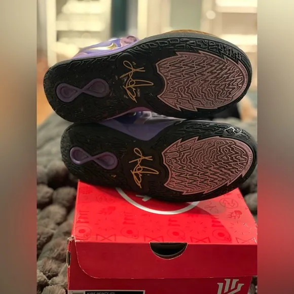 Nike Kyrie Infinity Purple Gold GS Irving Basketball Shoes DD0334-500