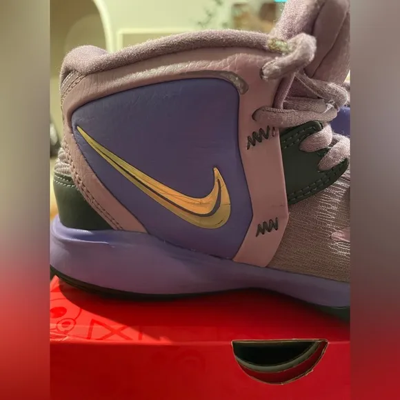 Nike Kyrie Infinity Purple Gold GS Irving Basketball Shoes DD0334-500