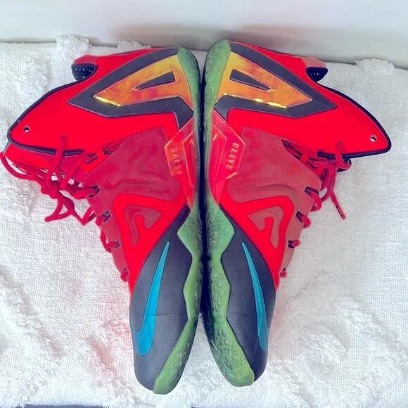 Nike LeBron 11 Elite Basketball Shoes size 13