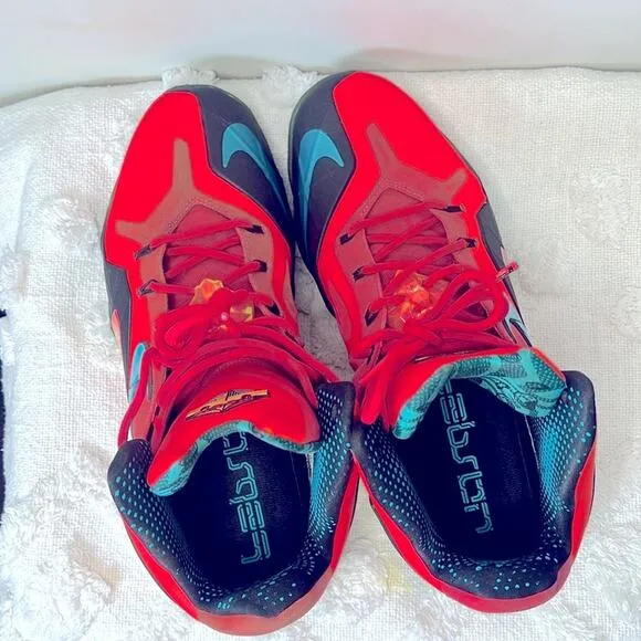 Nike LeBron 11 Elite Basketball Shoes size 13