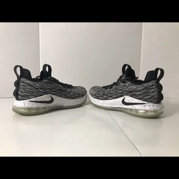 Nike LeBron Sneakers Nike