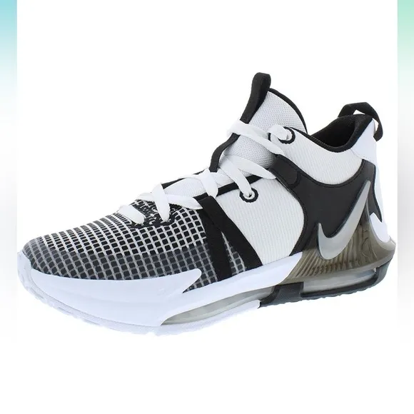 Nike Lebron Witness 7 Big Kids' Basketball Shoes Grade School | White/Black |NEW