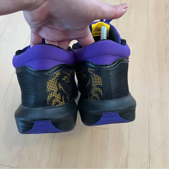 Nike Lebron Witness VIII Men's Basketball Shoes