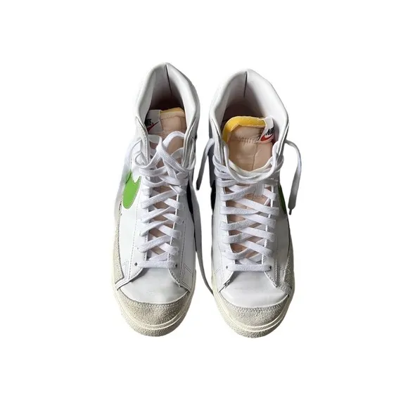 Nike Men’s Blazer Mid 77 Vintage Shoes Sneakers White Green Lace Up BQ6806