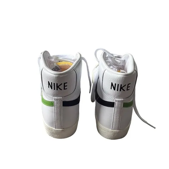 Nike Men’s Blazer Mid 77 Vintage Shoes Sneakers White Green Lace Up BQ6806